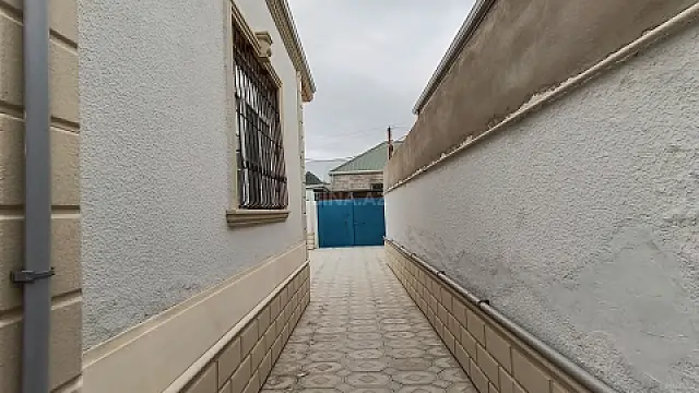 Satılır 4 otaqlı həyət evi 145 m²