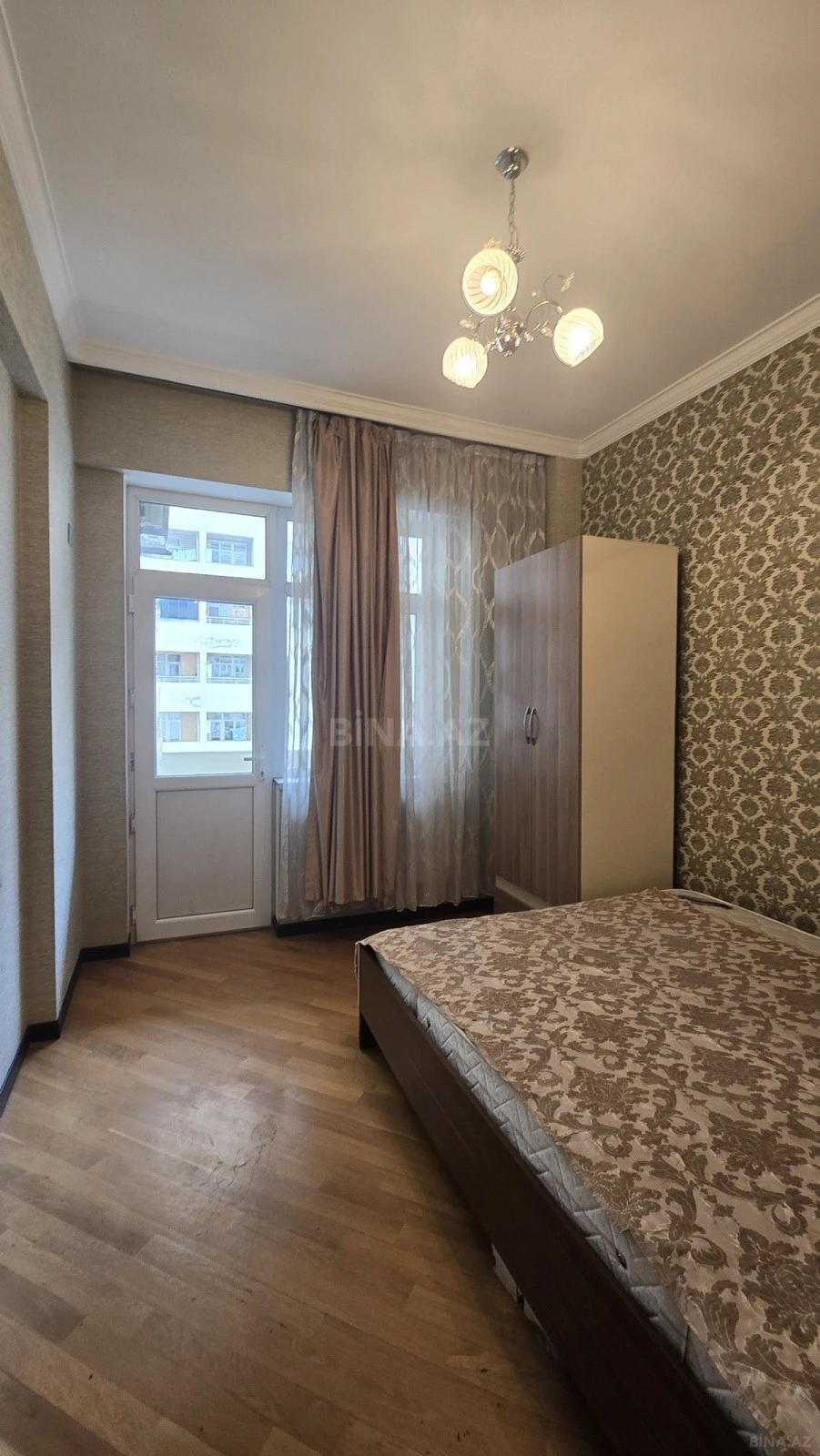 Satılır 2 otaqlı mənzil 62 m²