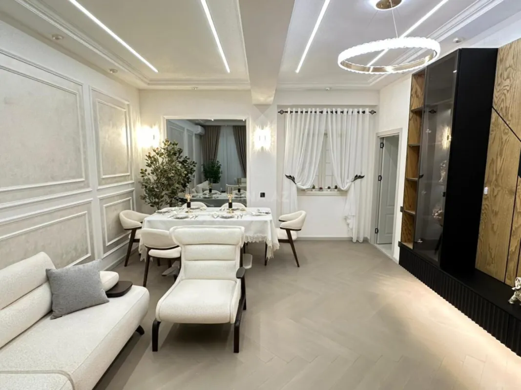 Satılır 3 otaqlı mənzil 104 m²