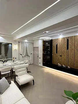 Satılır 3 otaqlı mənzil 104 m²