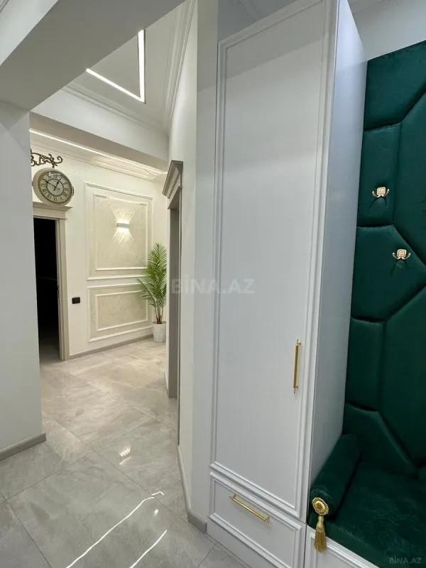 Satılır 3 otaqlı mənzil 104 m²