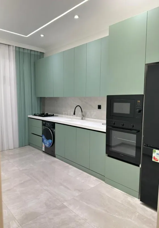Satılır 3 otaqlı mənzil 104 m²