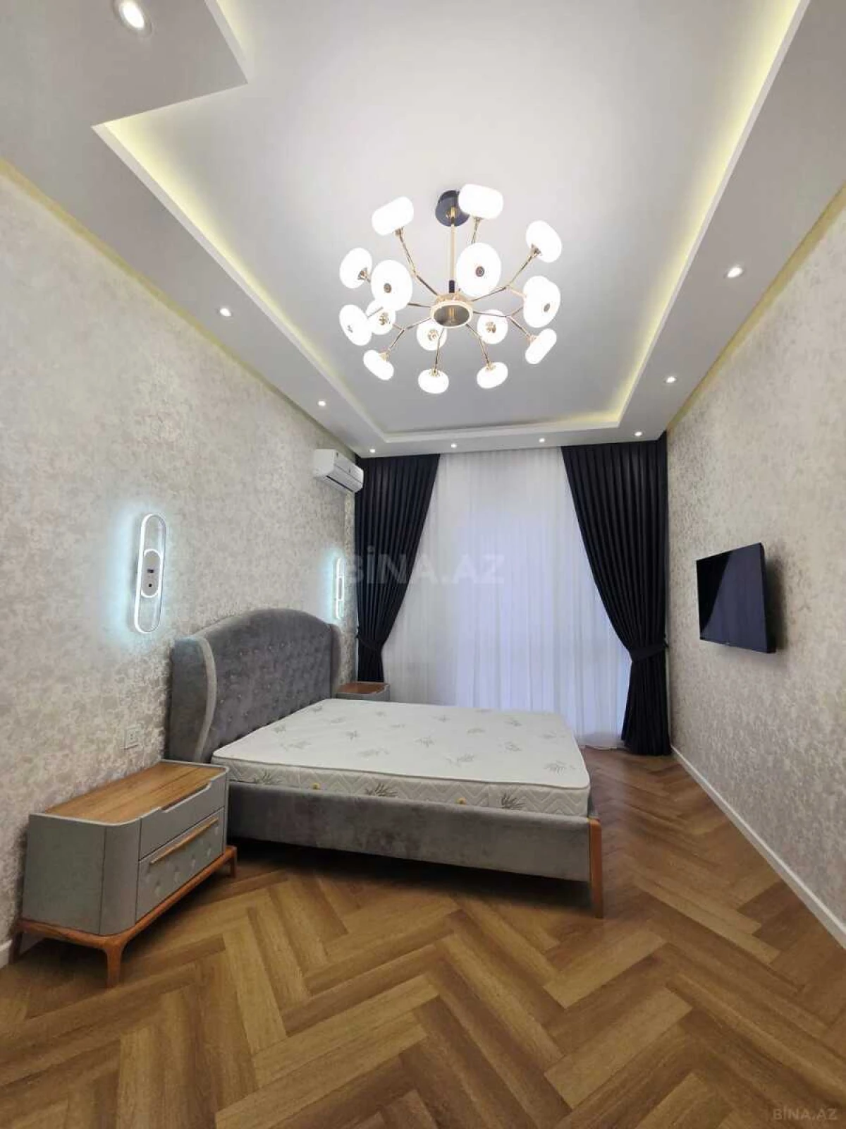 Satılır 3 otaqlı mənzil 107 m²