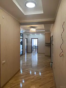 Kirayə verilir 3 otaqlı mənzil 180 m²