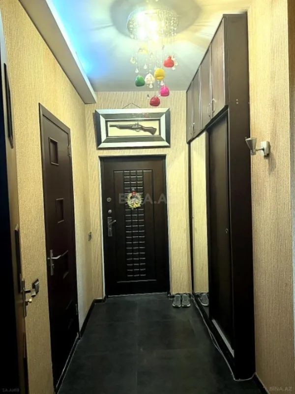 Kirayə verilir 2 otaqlı mənzil 65 m²