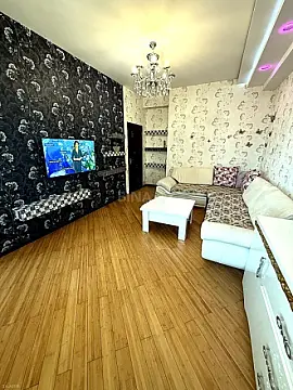 Kirayə verilir 2 otaqlı mənzil 65 m²