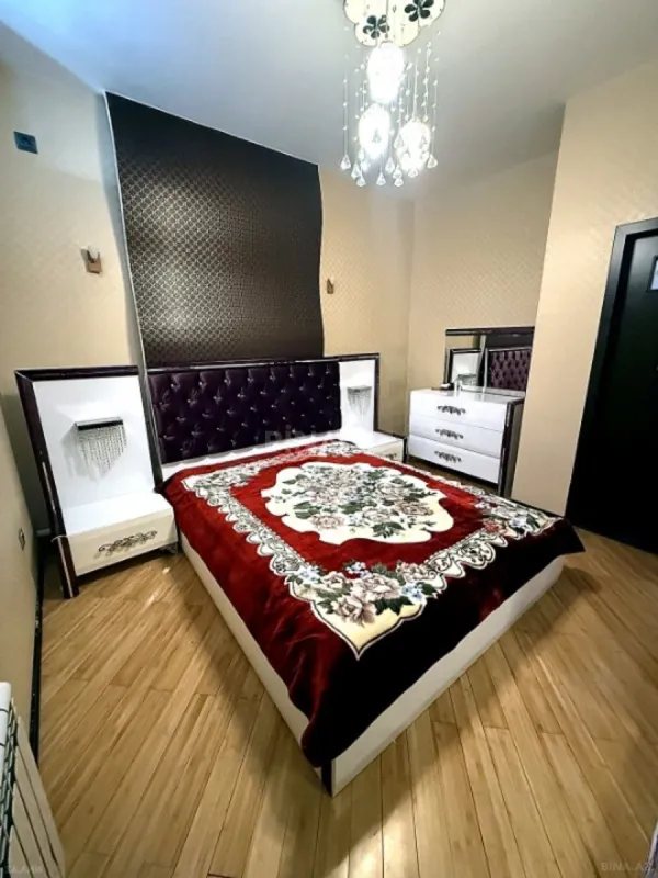 Kirayə verilir 2 otaqlı mənzil 65 m²