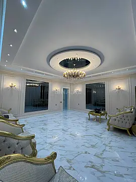 Satılır 3 otaqlı mənzil 155 m²