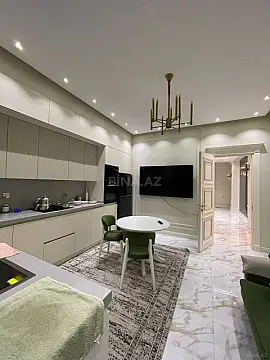 Satılır 3 otaqlı mənzil 155 m²