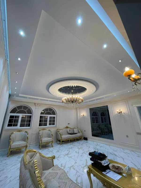 Satılır 3 otaqlı mənzil 155 m²