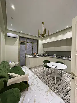 Satılır 3 otaqlı mənzil 155 m²