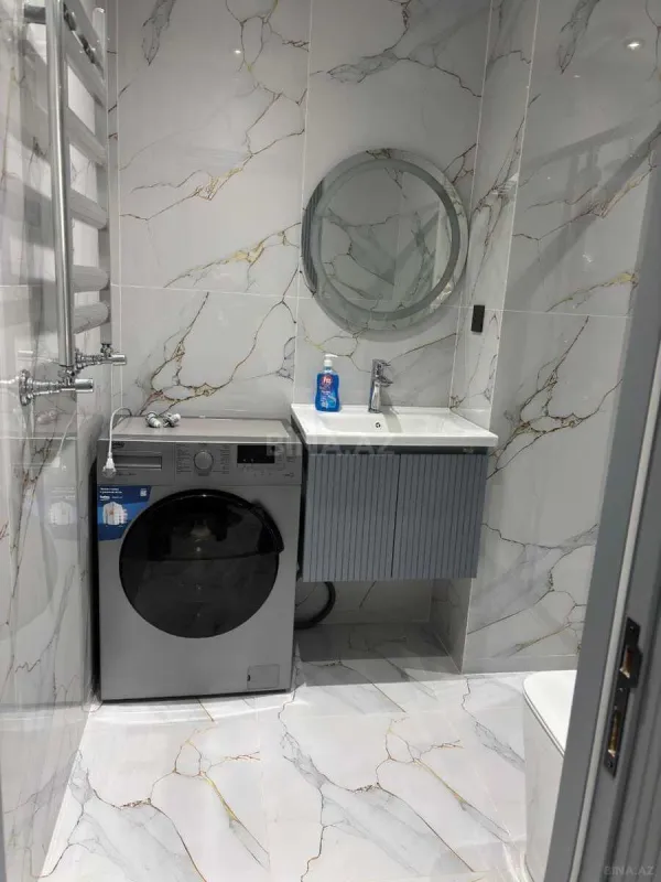 Kirayə verilir 2 otaqlı mənzil 60 m²