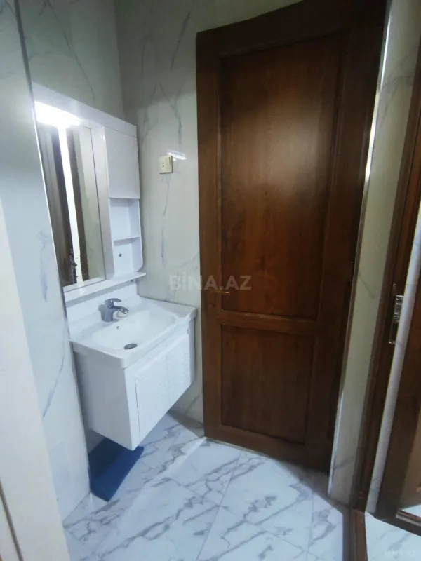 Satılır 3 otaqlı mənzil 105 m²
