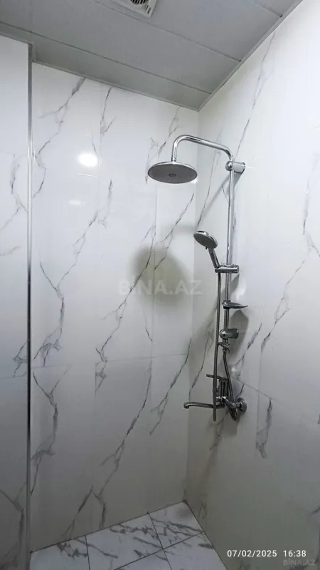 Satılır 3 otaqlı mənzil 105 m²