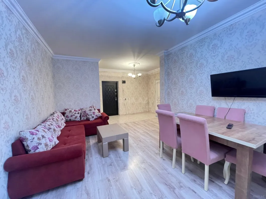 Kirayə verilir 2 otaqlı mənzil 60 m²