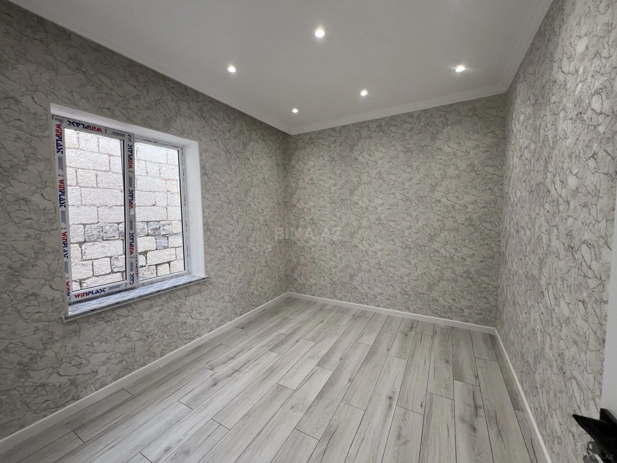 Satılır 2 otaqlı həyət evi 60 m²