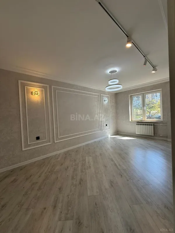 Satılır 4 otaqlı mənzil 80 m²