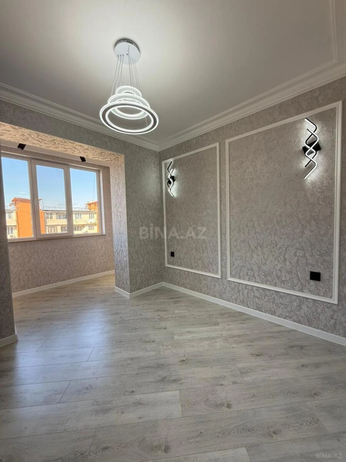 Satılır 4 otaqlı mənzil 80 m²