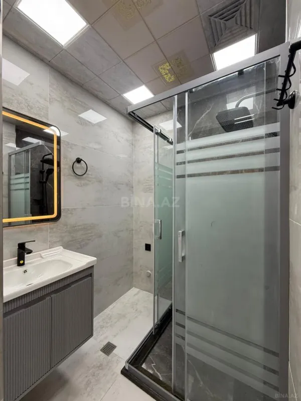 Satılır 4 otaqlı mənzil 80 m²