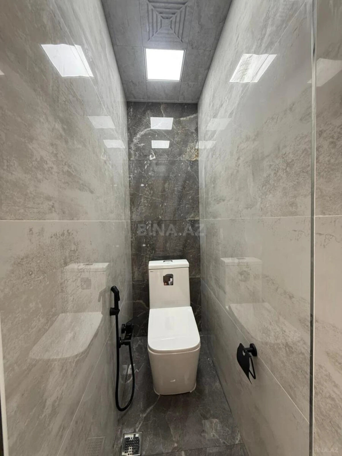 Satılır 4 otaqlı mənzil 80 m²