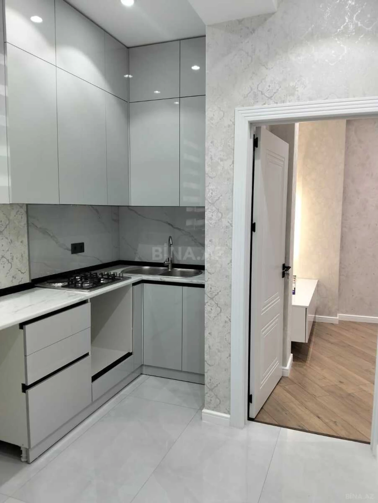 Satılır 3 otaqlı mənzil 63.5 m²