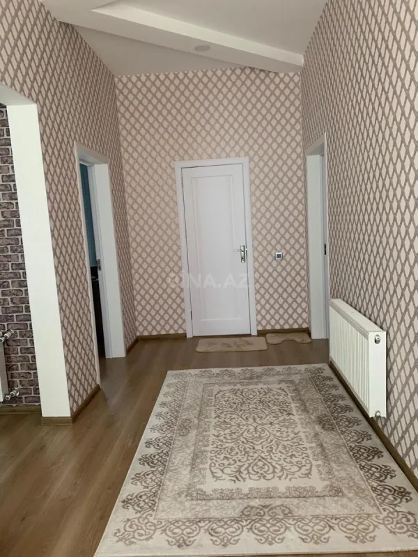 Satılır 4 otaqlı həyət evi 250 m²