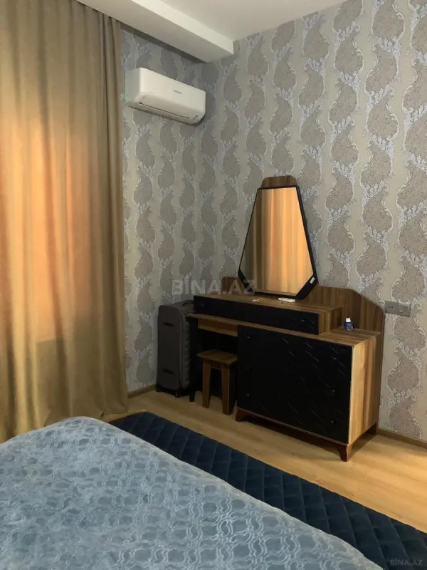 Satılır 4 otaqlı həyət evi 250 m²