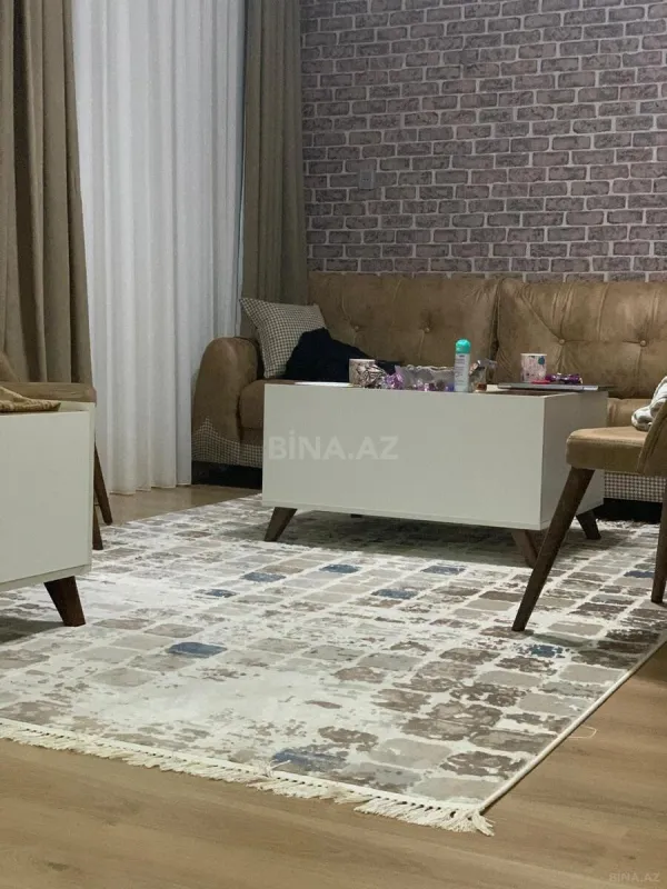 Satılır 4 otaqlı həyət evi 250 m²