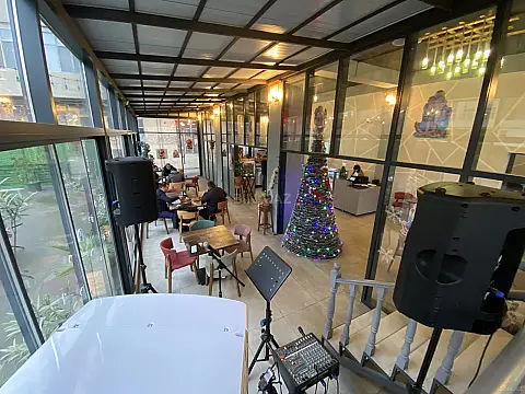 Satılır obyekt 230 m²