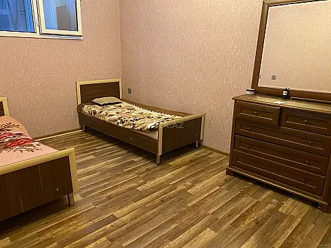 Kirayə verilir 2 otaqlı mənzil 65 m²