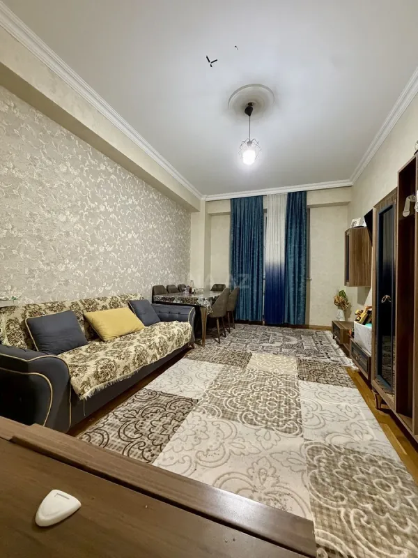 Satılır 2 otaqlı mənzil 64 m²