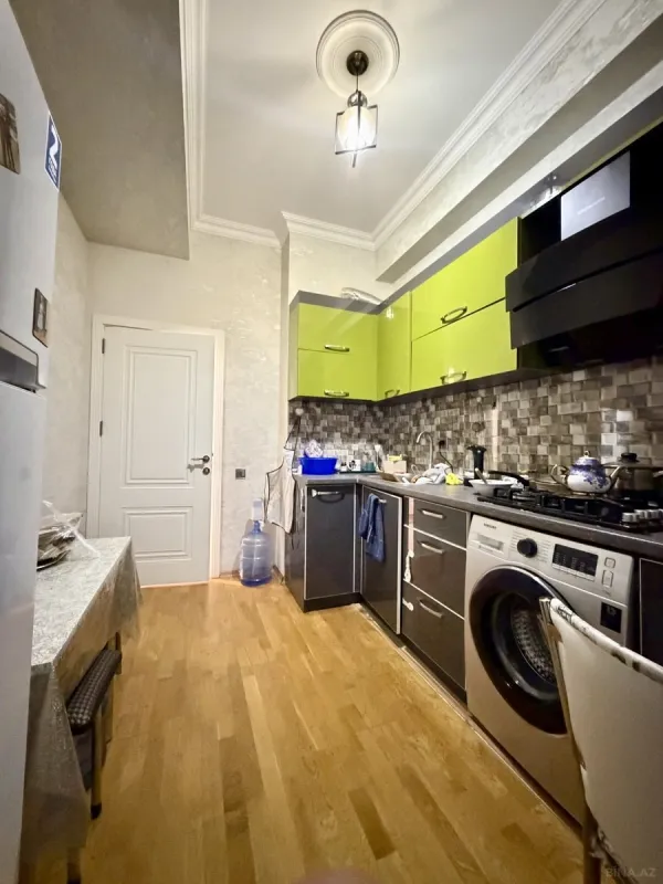 Satılır 2 otaqlı mənzil 64 m²