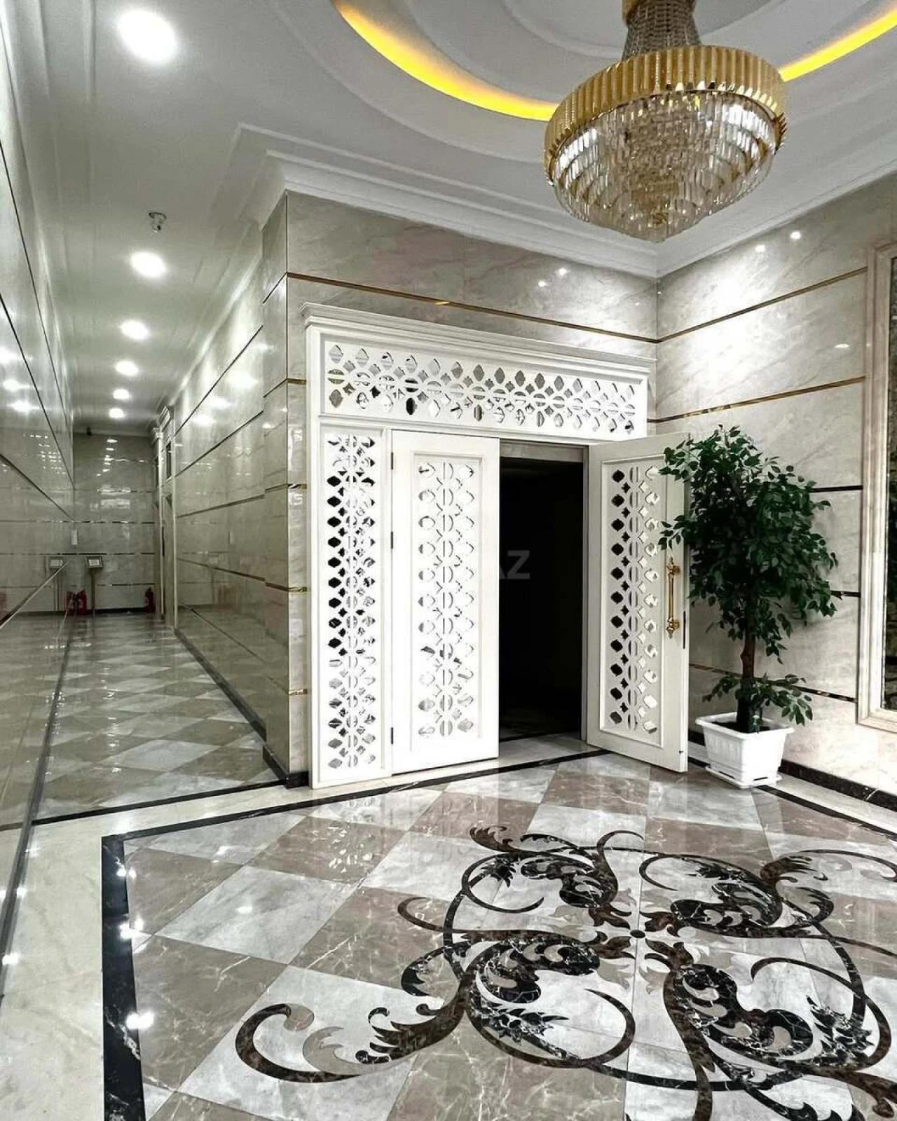 Satılır 3 otaqlı mənzil 142 m²