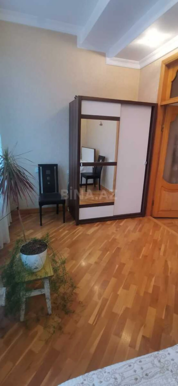 Satılır 3 otaqlı mənzil 70 m²
