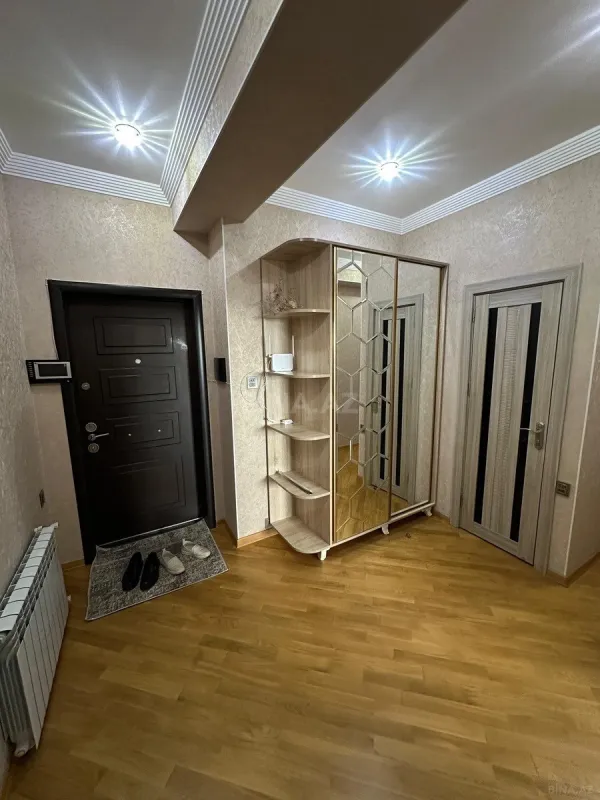 Kirayə verilir 3 otaqlı mənzil 96 m²
