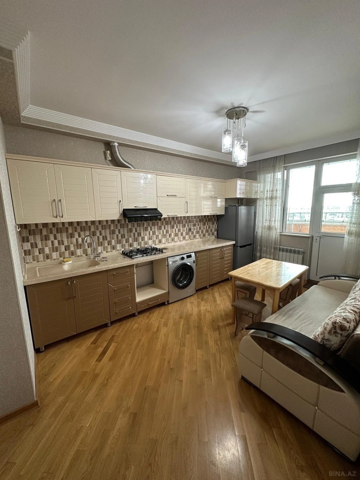 Kirayə verilir 3 otaqlı mənzil 96 m²