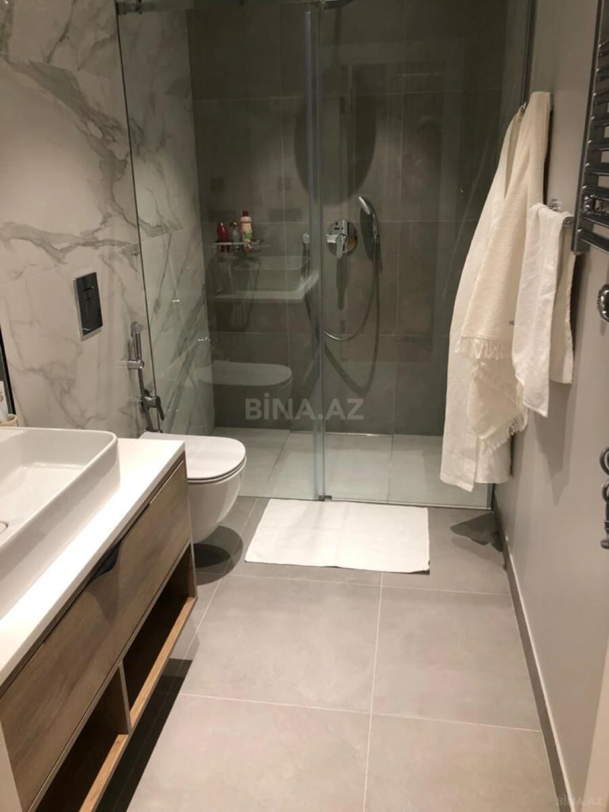 Kirayə verilir 3 otaqlı mənzil 115 m²