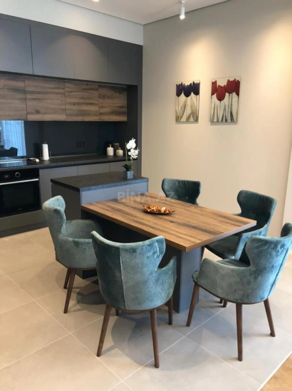Kirayə verilir 3 otaqlı mənzil 115 m²