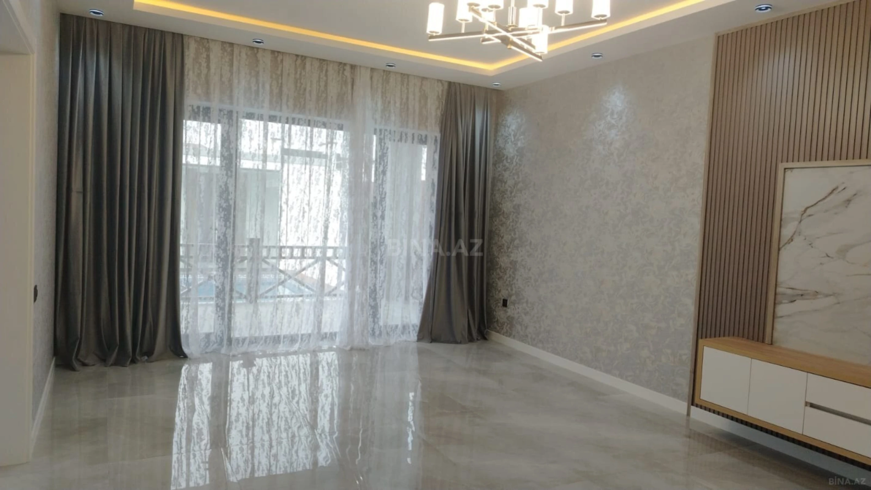 Satılır 4 otaqlı həyət evi 160 m²