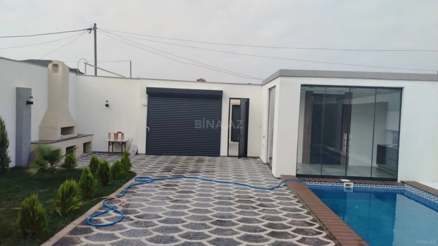 Satılır 4 otaqlı həyət evi 160 m²