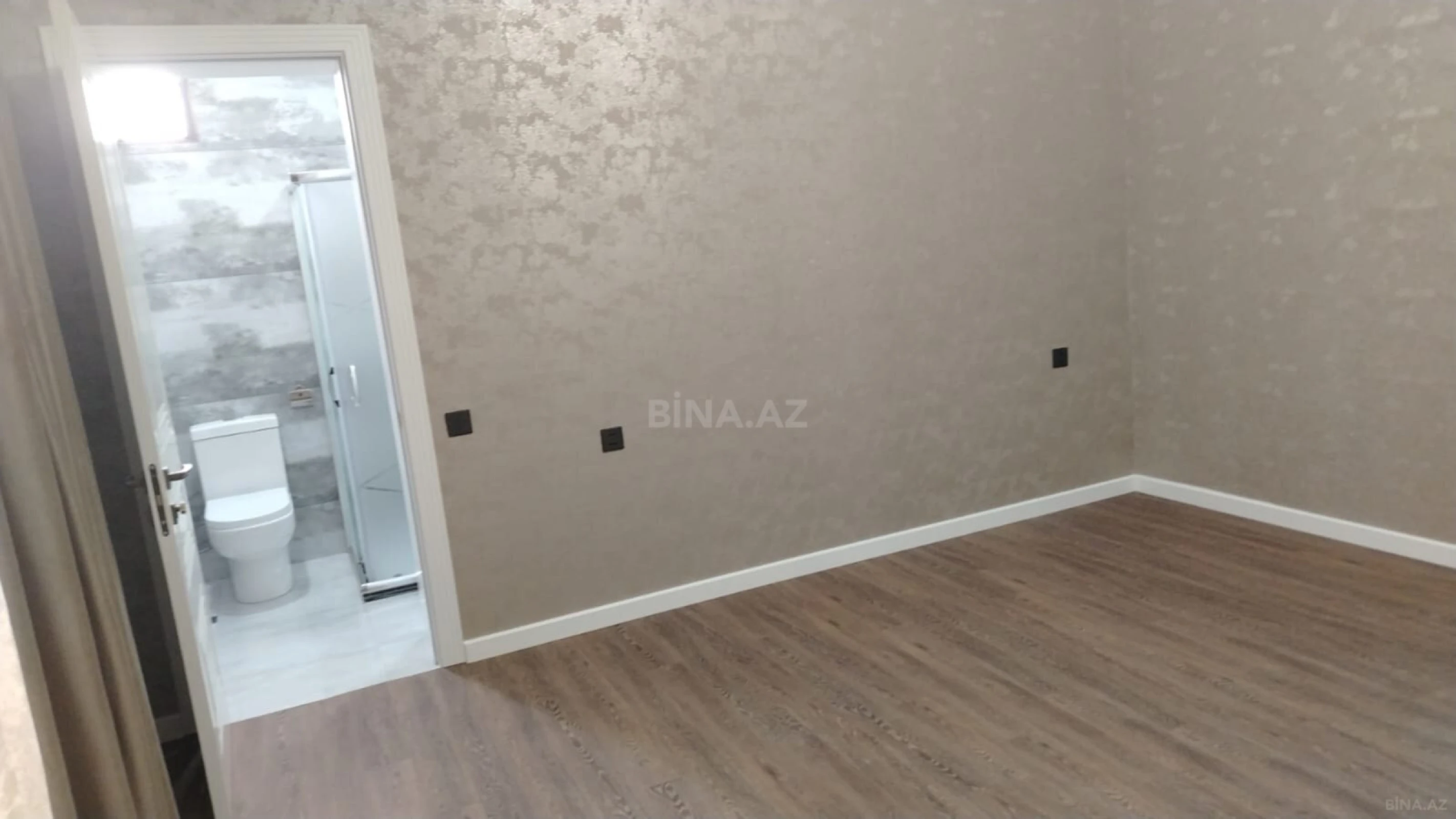 Satılır 4 otaqlı həyət evi 160 m²