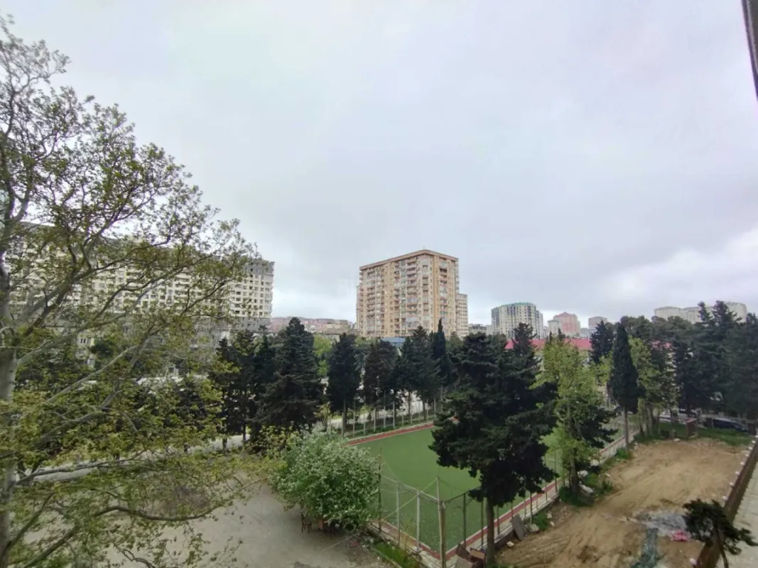 Satılır 1 otaqlı mənzil 50 m²