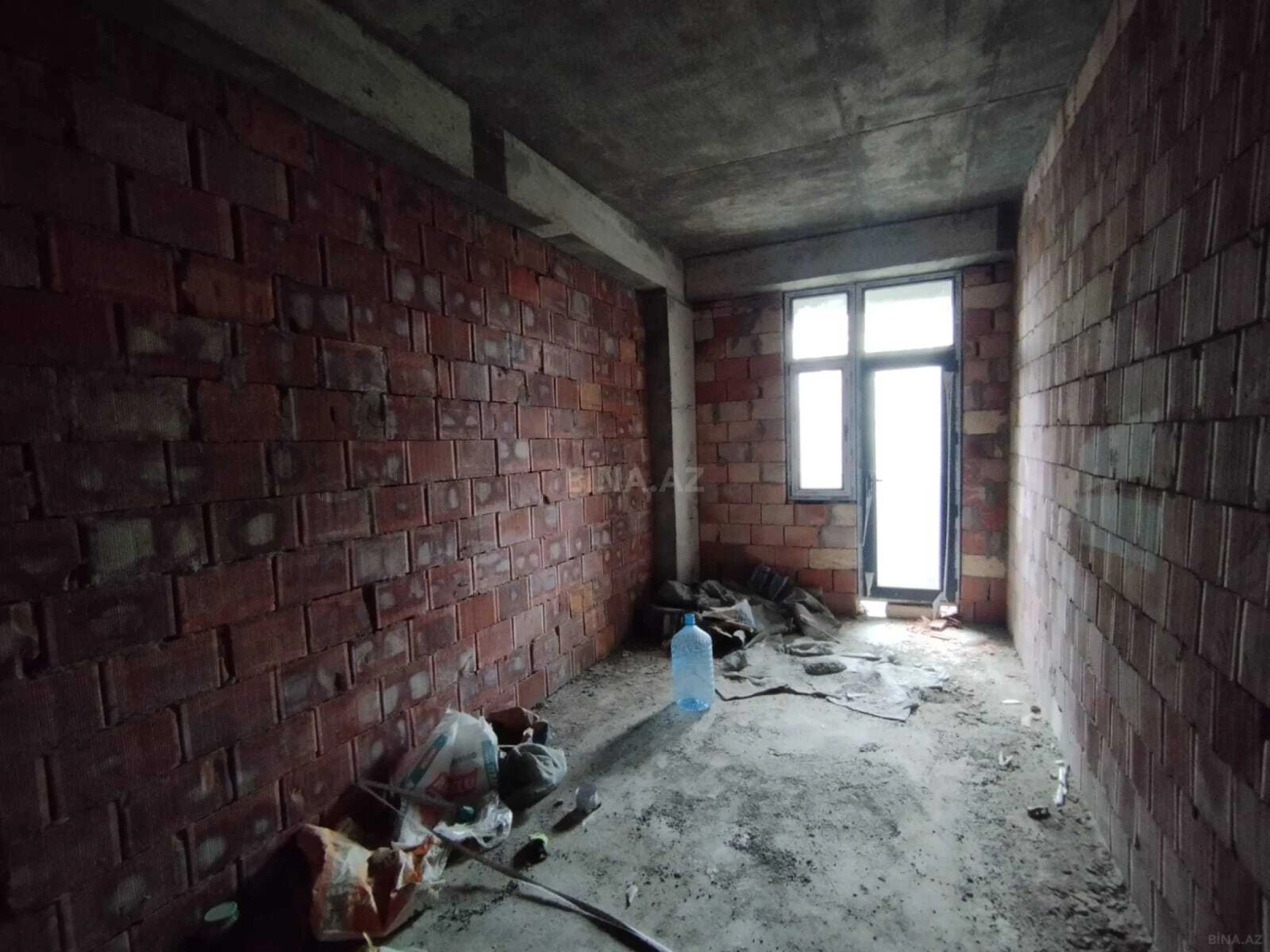 Satılır 1 otaqlı mənzil 50 m²