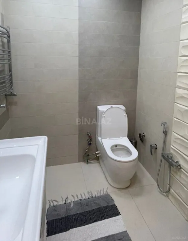 Kirayə verilir 4 otaqlı mənzil 200 m²