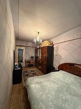 Satılır 4 otaqlı mənzil 110 m²