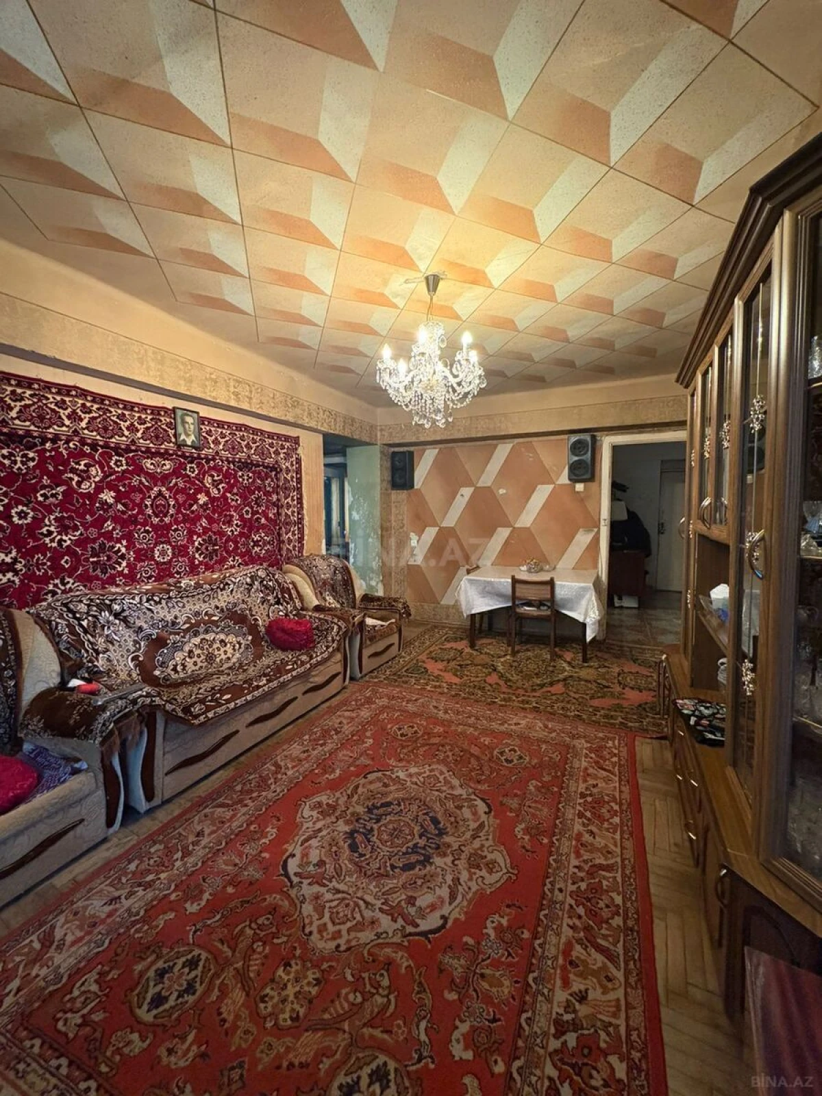 Satılır 4 otaqlı mənzil 110 m²