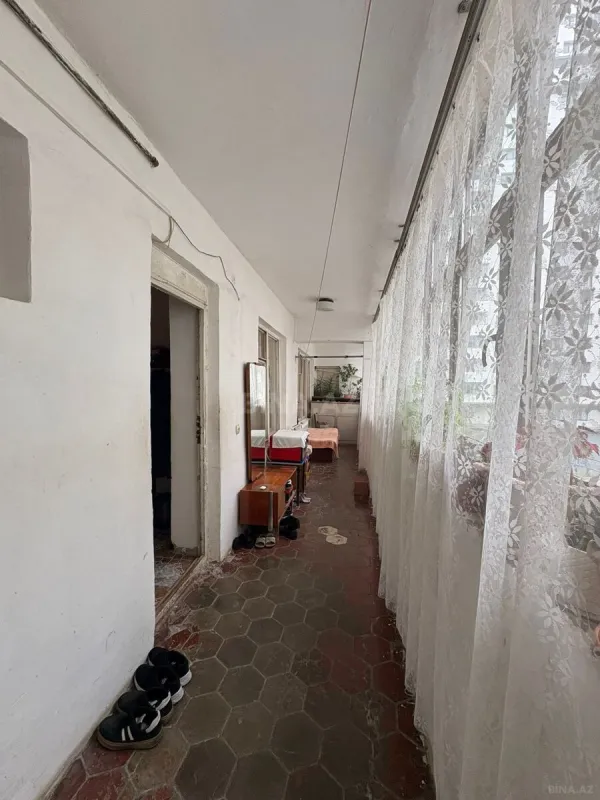 Satılır 4 otaqlı mənzil 110 m²