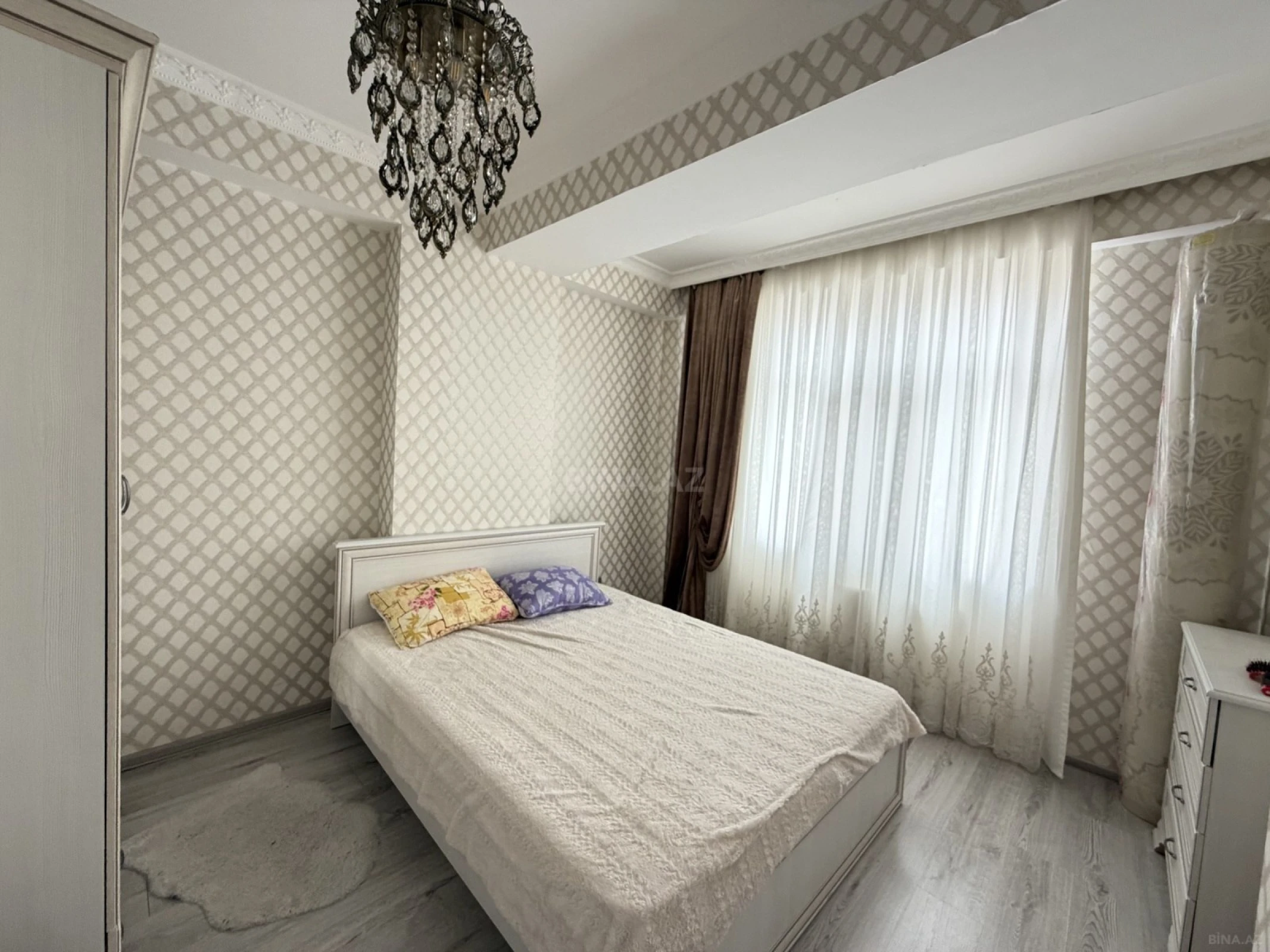 Satılır 3 otaqlı mənzil 75 m²