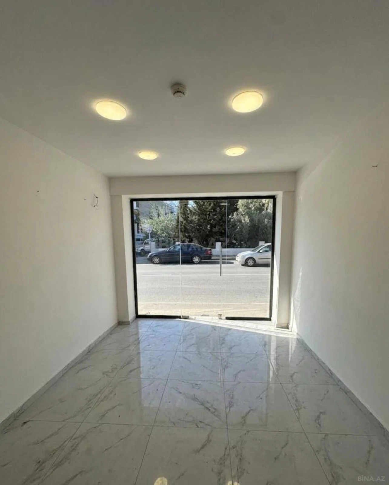 Kirayə verilir obyekt 30 m²