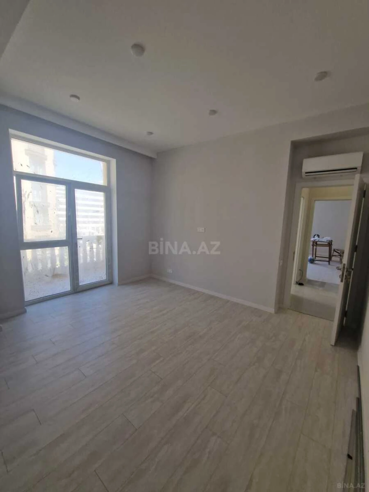 Kirayə verilir 5 otaqlı ofis 150 m²